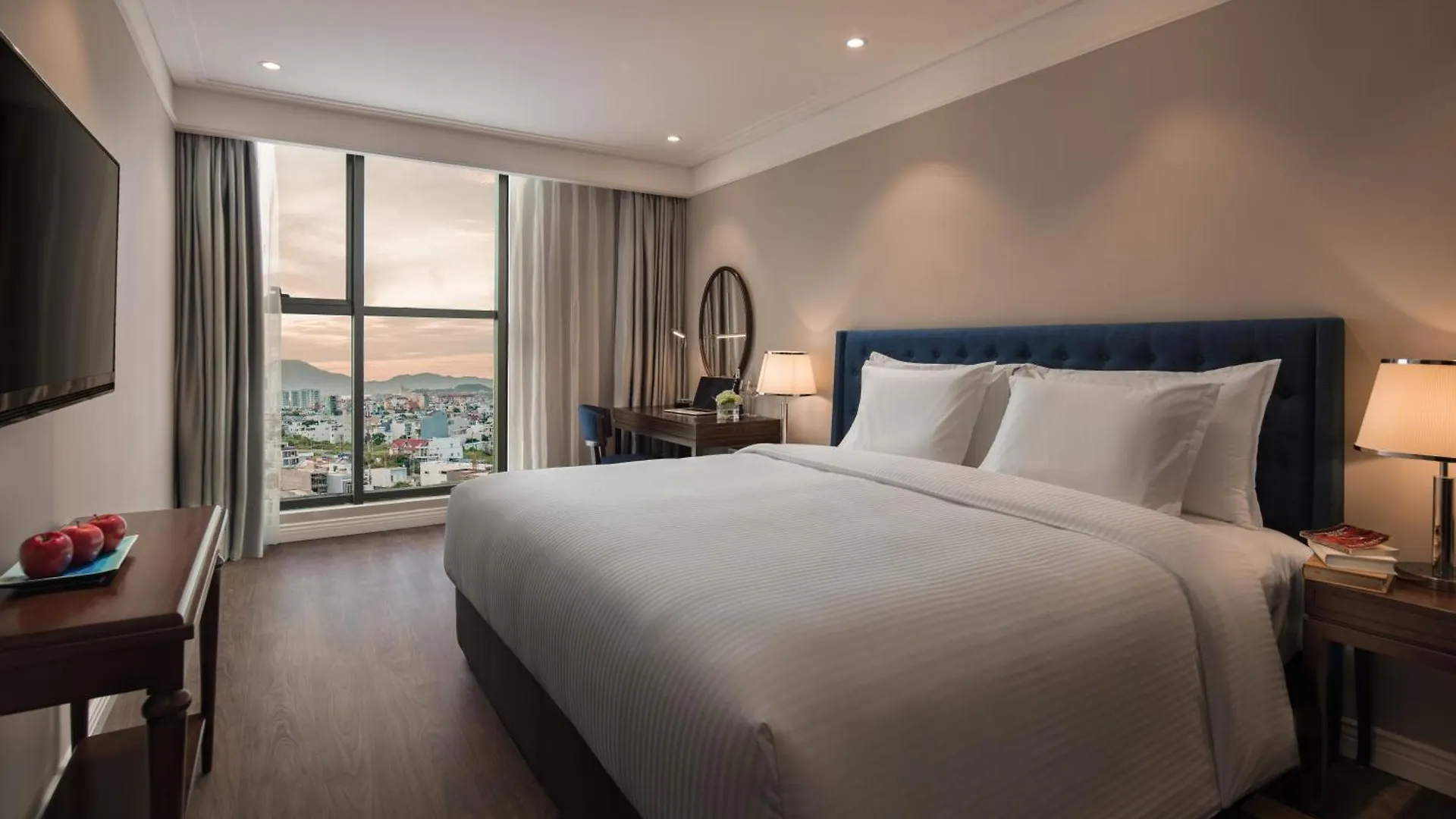 Luxury Apartment With Ocean View - 1 Minute To Beach Da Nang Vietnam